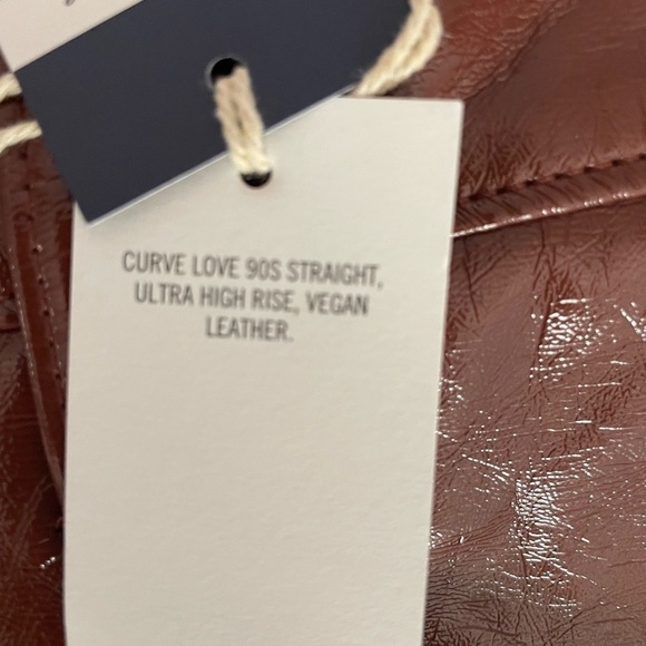 NWT Abercrombie & Fitch vegan leather 90s straight high rise curve love. Size 27 - Picture 10 of 11